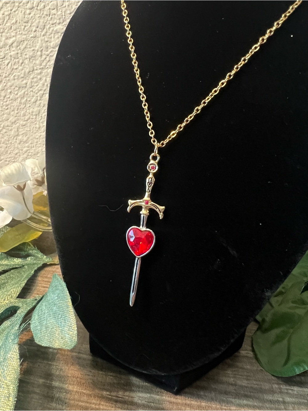 Gold Silver Sword Necklace - Red Heart Gem / renaissance / Fantasy Costume Fae - Picture 2 of 6